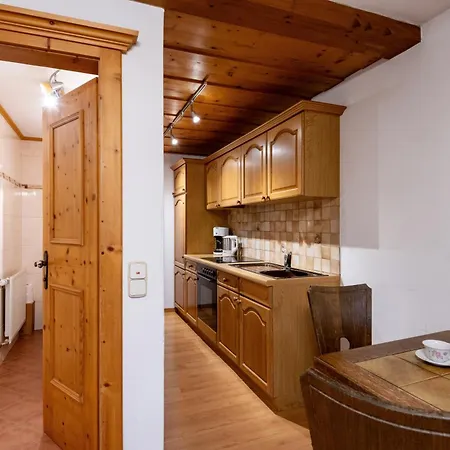 Erler Apartment *